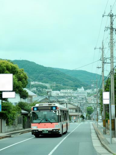 長崎市内を走る公共交通機関と道路沿いの案内標識